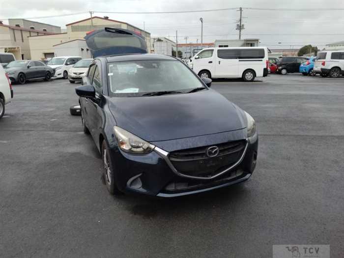 2014 Mazda Demio