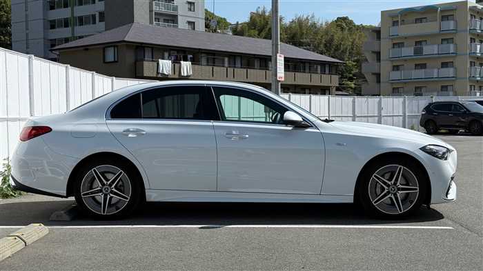 Mercedes-Benz C-Class 2025 — фото 4 купить в Москве