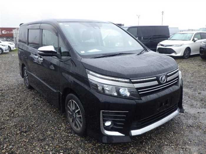 2017 Toyota Voxy