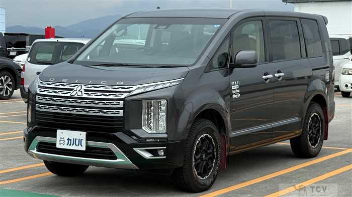 2019 Mitsubishi Delica D5
