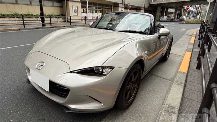 2023 Mazda Roadster