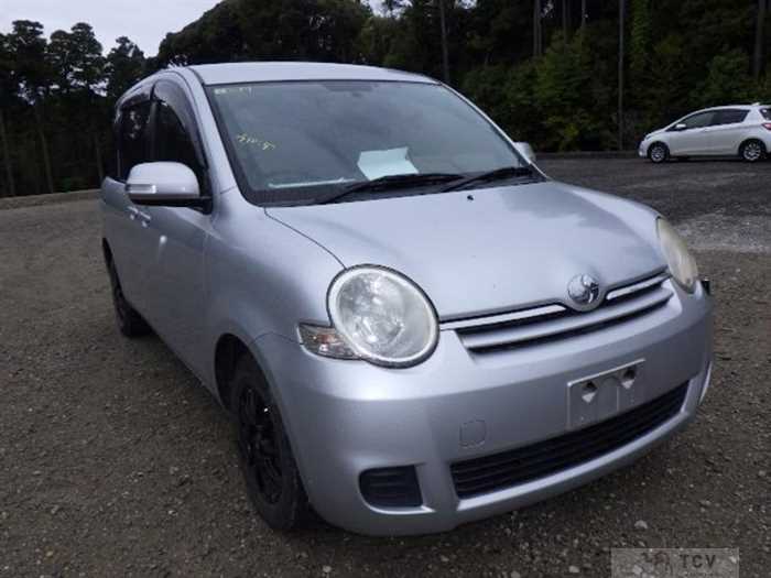 2011 Toyota Sienta