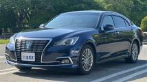 2016 Toyota Crown Royal Series
