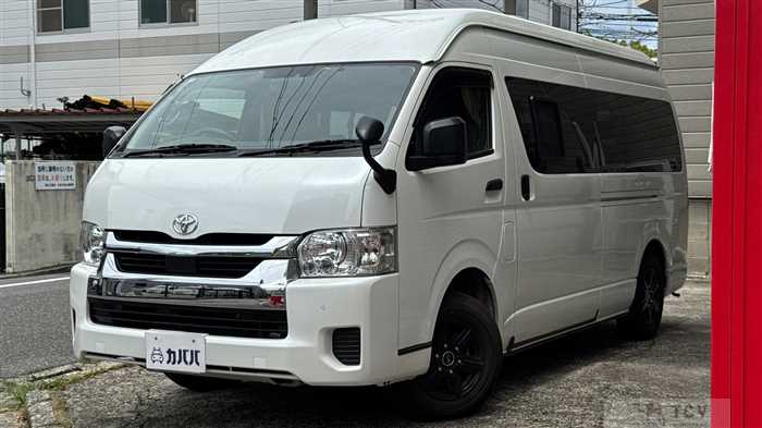 2022 Toyota Hiace Van