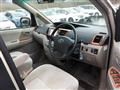 2005 Toyota Noah