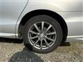 2006 Toyota Estima Hybrid