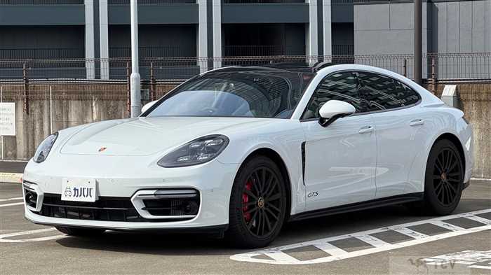 2021 Porsche Panamera