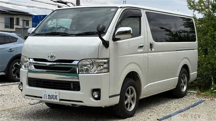 2014 Toyota Hiace Van