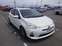 2013 Toyota AQUA
