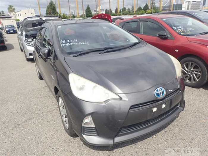 2013 Toyota AQUA