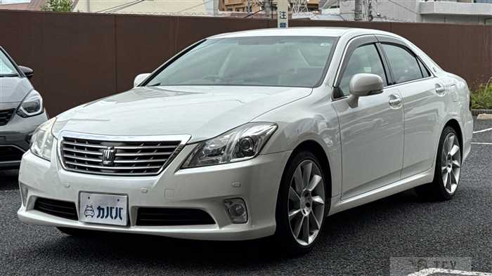 2010 Toyota Crown Royal Series