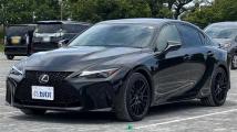 2022 Lexus IS