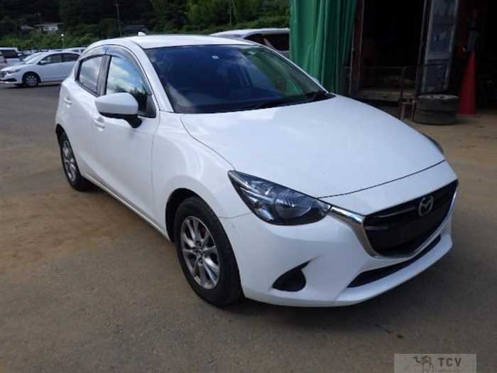 2019 Mazda Demio