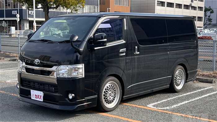 2022 Toyota Hiace Van