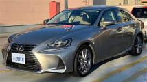 2017 Lexus IS
