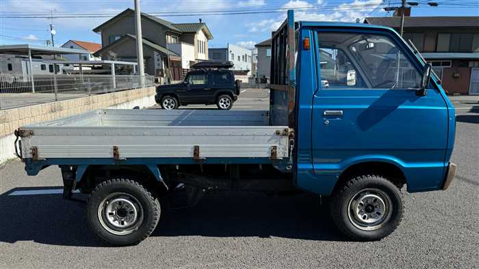 Suzuki Pegasus 1981 photo 4