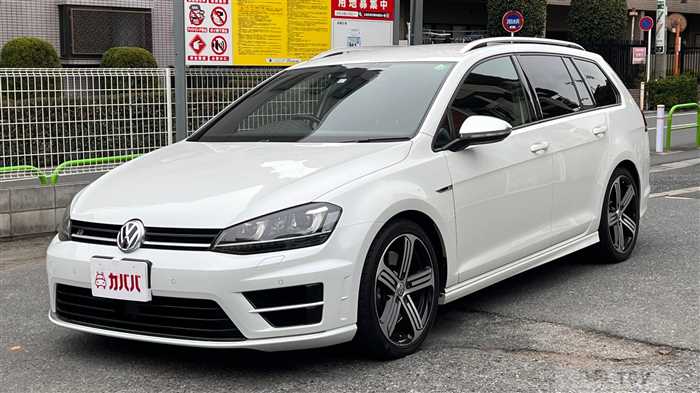 2015 Volkswagen Golf R Variant