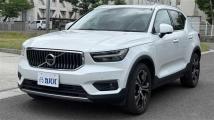 2022 Volvo XC40