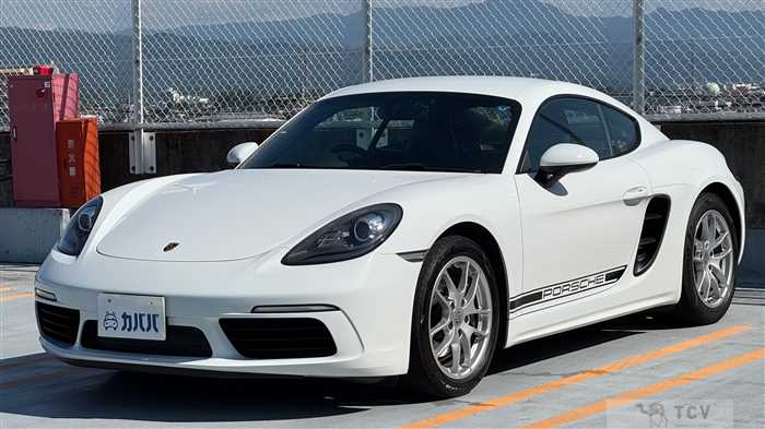 2016 Porsche Porsche Others