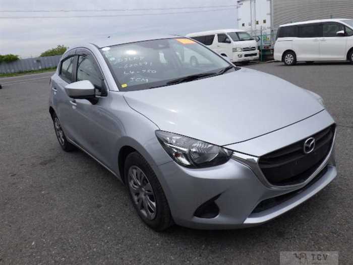2019 Mazda Demio