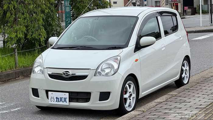 2011 Daihatsu Mira