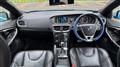 2016 Volvo V40