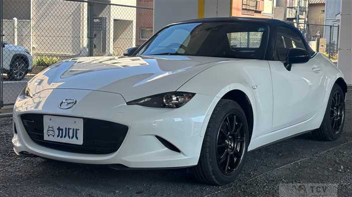2022 Mazda Roadster