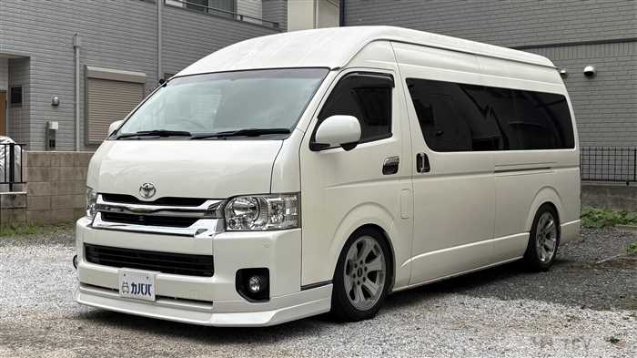 2005 Toyota Hiace Van