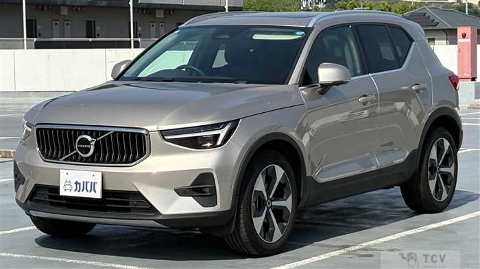 2023 Volvo XC40