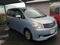 2011 Toyota Noah