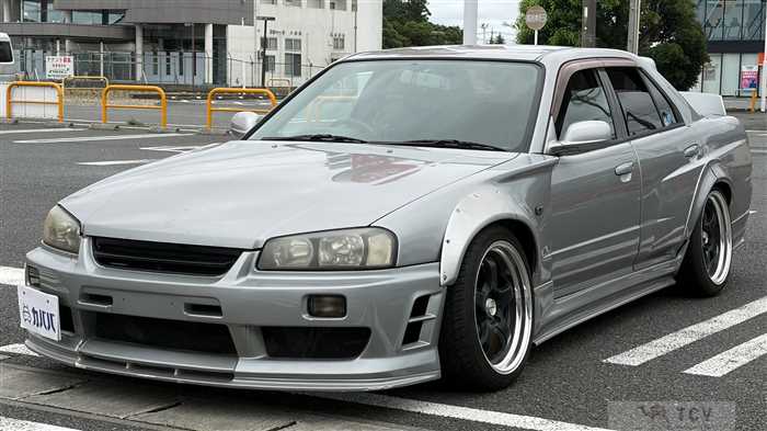 2000 Nissan Skyline