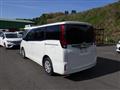 2015 Toyota Noah