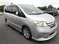 2013 Nissan Serena