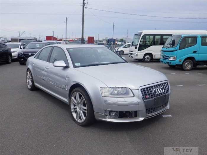 2007 Audi S8