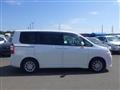 2012 Toyota Noah