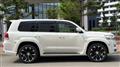2017 Toyota Land Cruiser