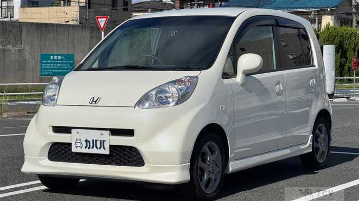 2006 Honda Life