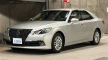 2013 Toyota Crown
