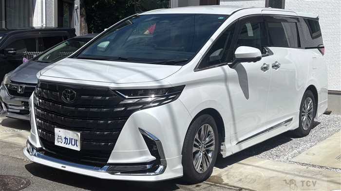 2025 Toyota Alphard
