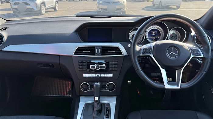 Mercedes-Benz C-Class 2018 photo 5