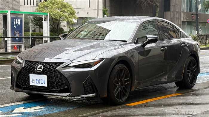 2023 Lexus IS