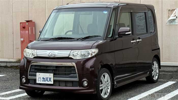 2011 Daihatsu Tanto
