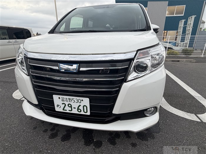 2014 Toyota Noah