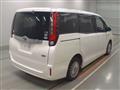 2015 Toyota Noah
