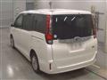 2015 Toyota Noah