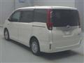 2014 Toyota Noah