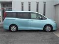 2015 Toyota Noah