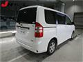 2011 Toyota Noah