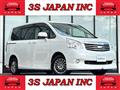 2013 Toyota Noah