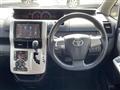 2013 Toyota Voxy